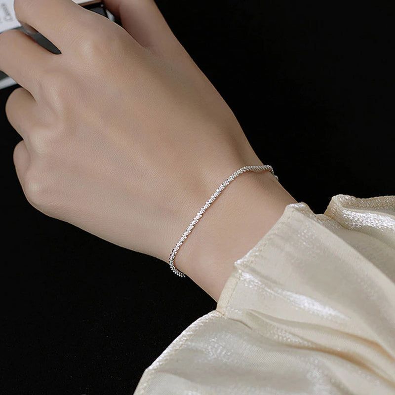 Simple Cute Star Moon Pendant Chain Bracelet Trendy Luxury Connected Finger Bracelet for Women Girl Elegant Party Gift Wholesale